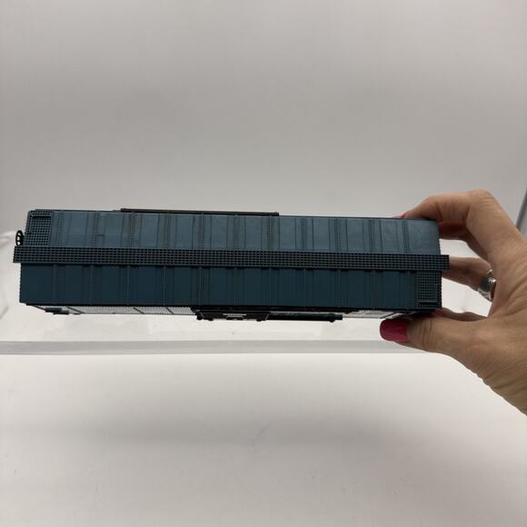 Boston and Maine 6464 475 original Lionel postwar boxcar complete clean original